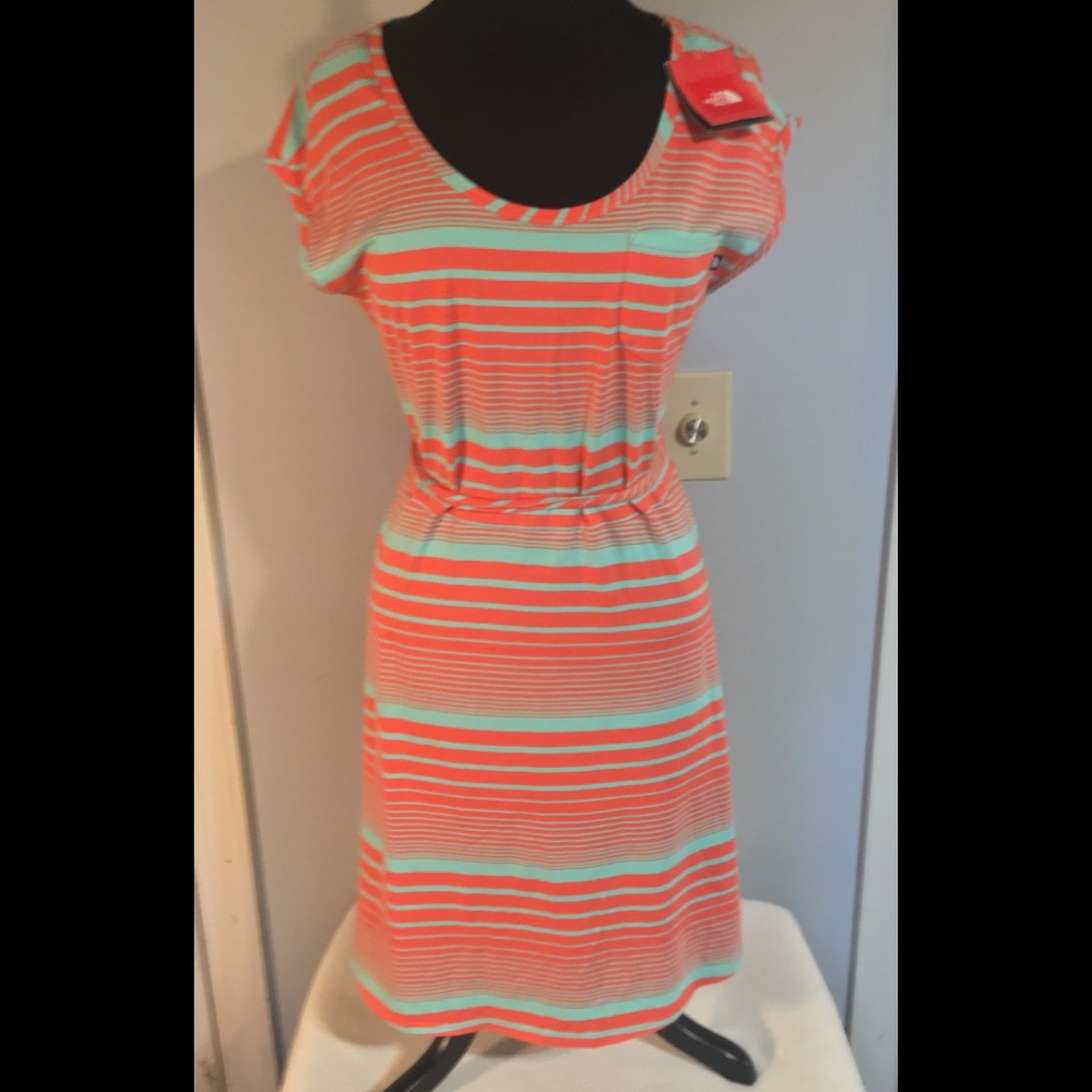North Face Dress size Medium New With Tags🦋🦄